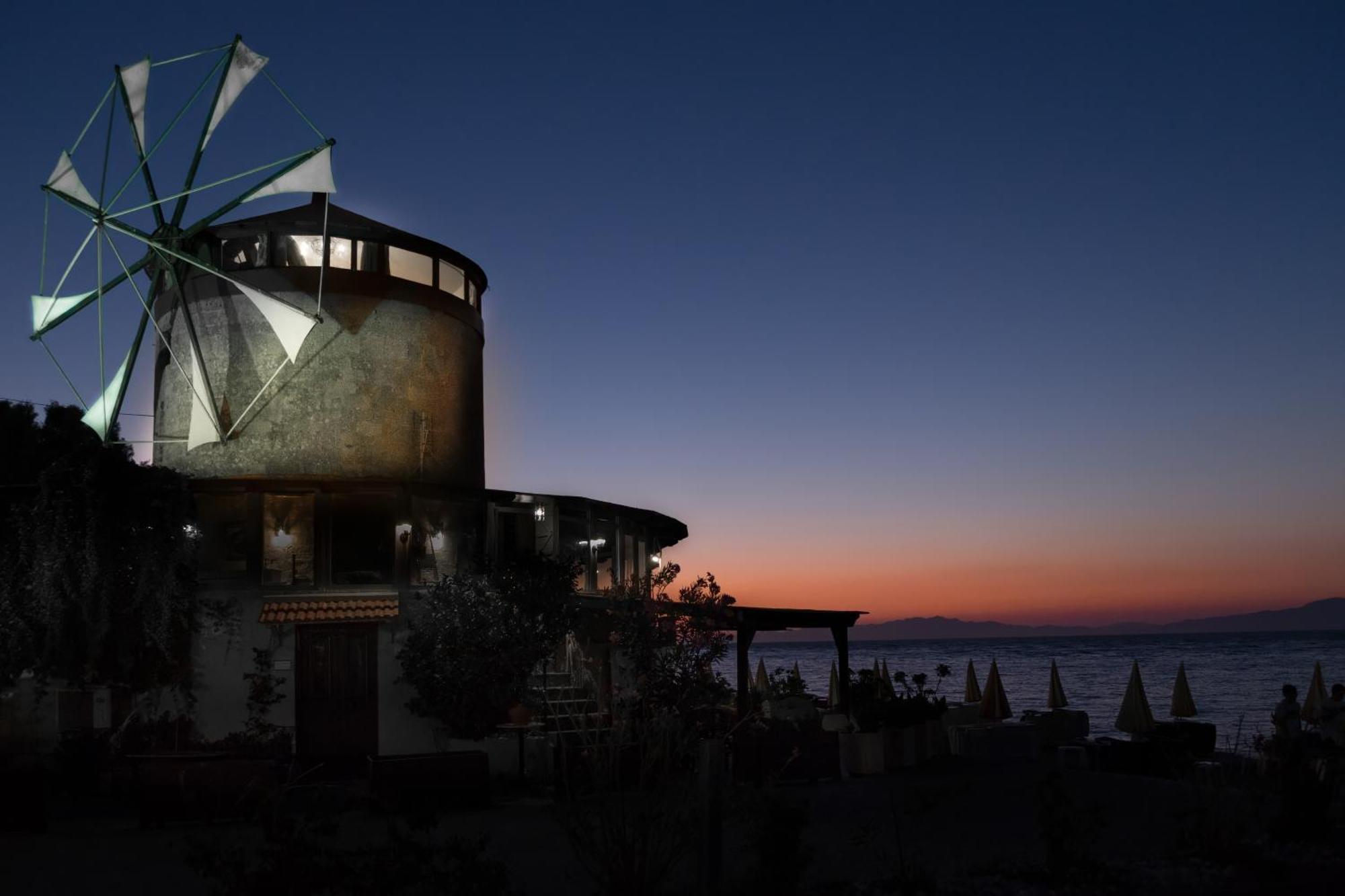 イアリソス Windmill Renovated 2025ヴィラ エクステリア 写真