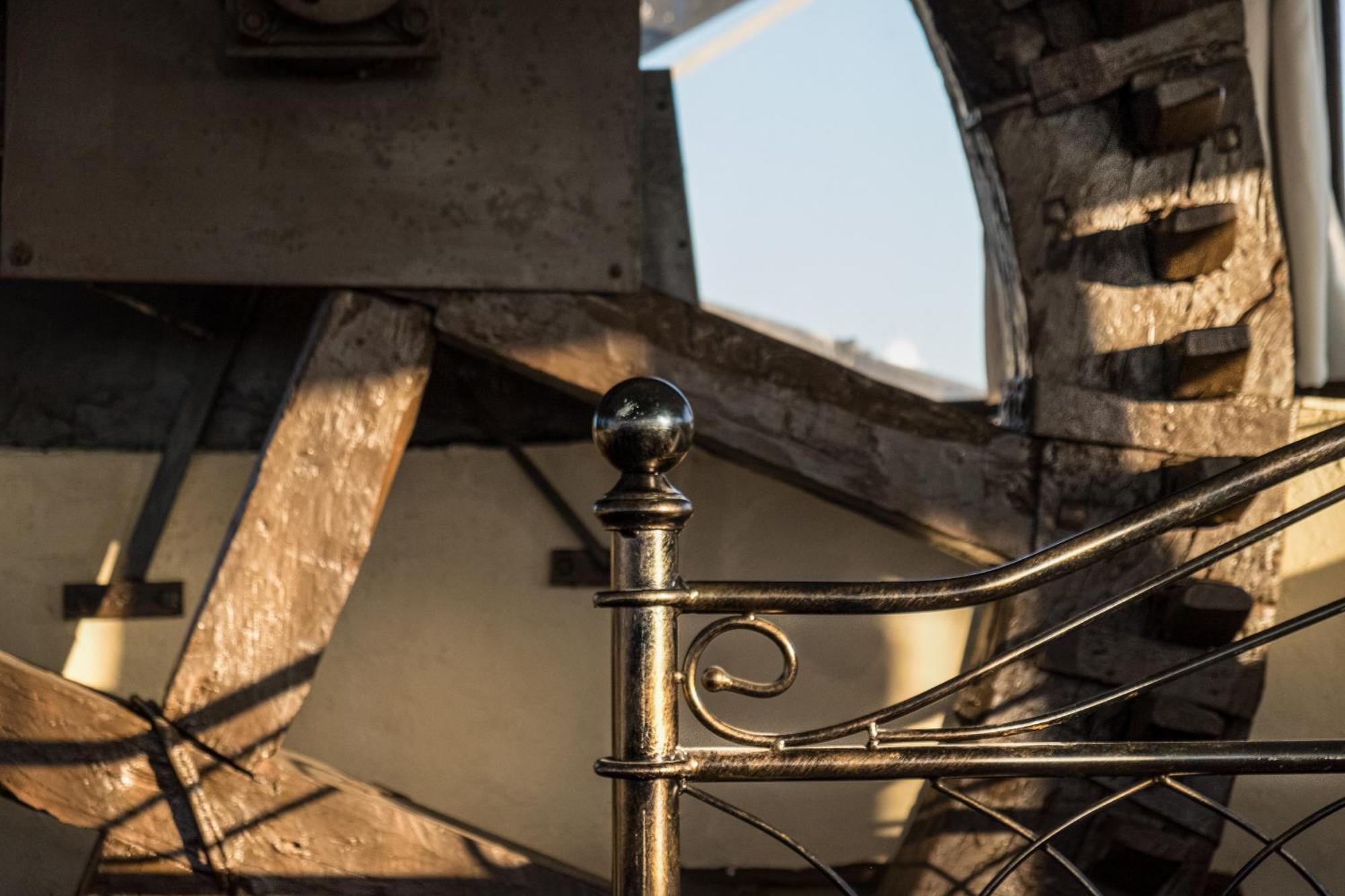 イアリソス Windmill Renovated 2025ヴィラ エクステリア 写真